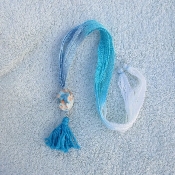 New Boho Fiber & Ceramic Hand Crafted Necklace - Picture 3 of 7